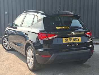 Used SEAT Arona 2018 for sale - 79214348: Photo