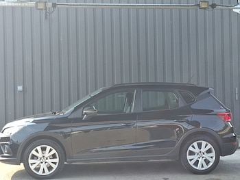 Used SEAT Arona 2018 for sale - 79214348: Photo