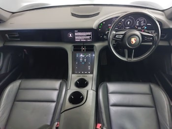 Used Porsche Taycan 2021 for sale - 78821460: Photo