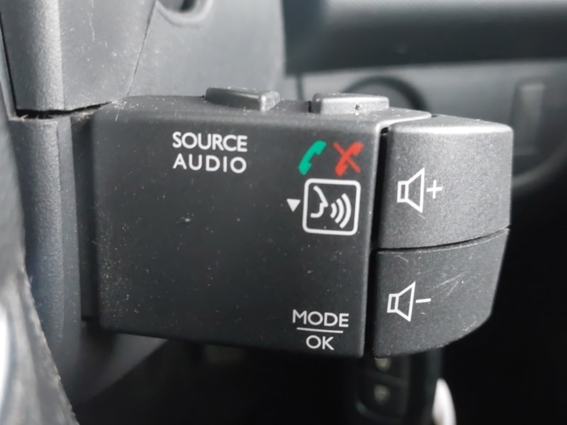 Used Dacia Sandero 2018 for sale - 77823028: Photo 19