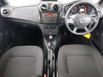 Used Dacia Sandero 2018 for sale - 77823028: Photo