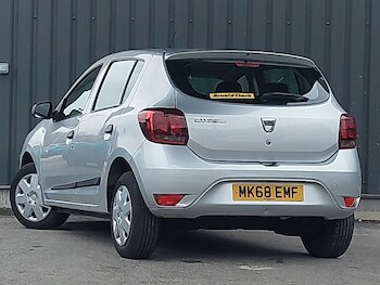 Used Dacia Sandero 2018 for sale - 77823028: Photo