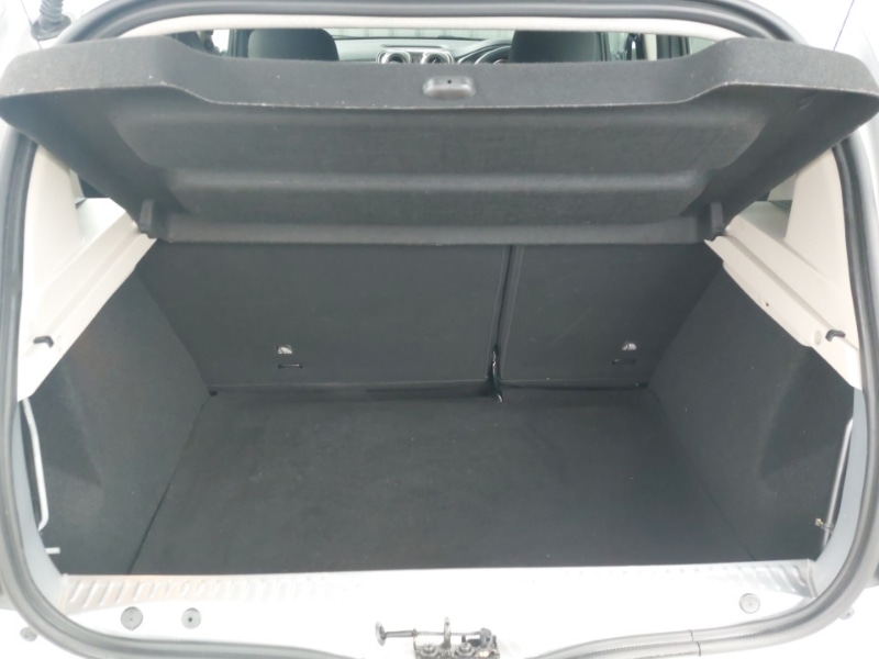 Used Dacia Sandero 2018 for sale - 77823028: Photo 8