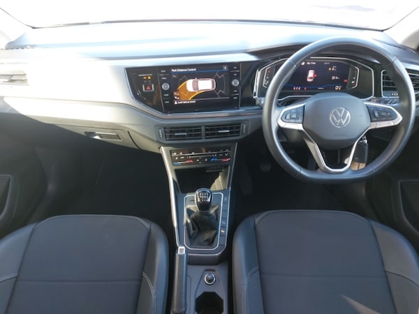 Used Volkswagen Taigo 2023 for sale - 75386358: Photo 2