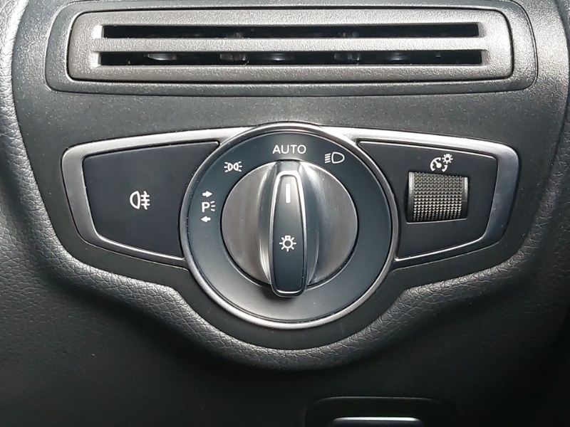 Used Mercedes-Benz GLC 2022 for sale - 78006008: Photo 17