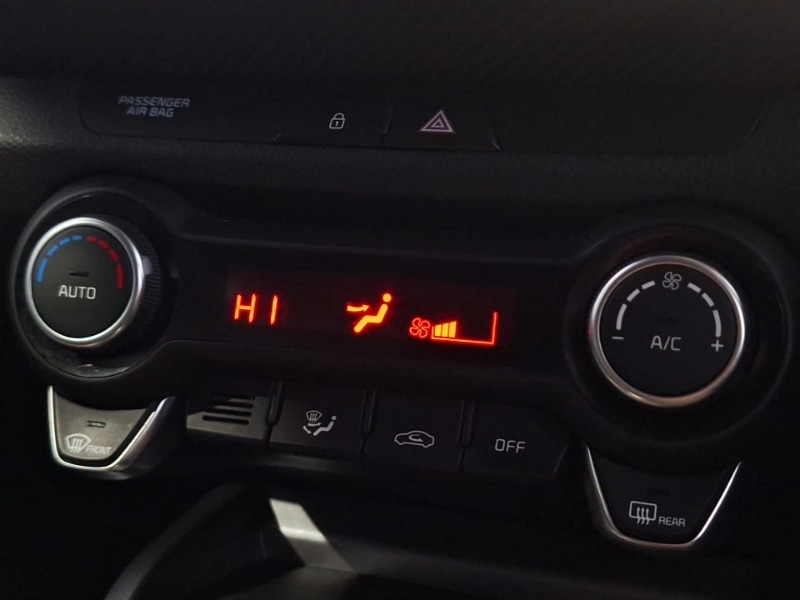 Used Kia Stonic 2021 for sale - 77119181: Photo 17