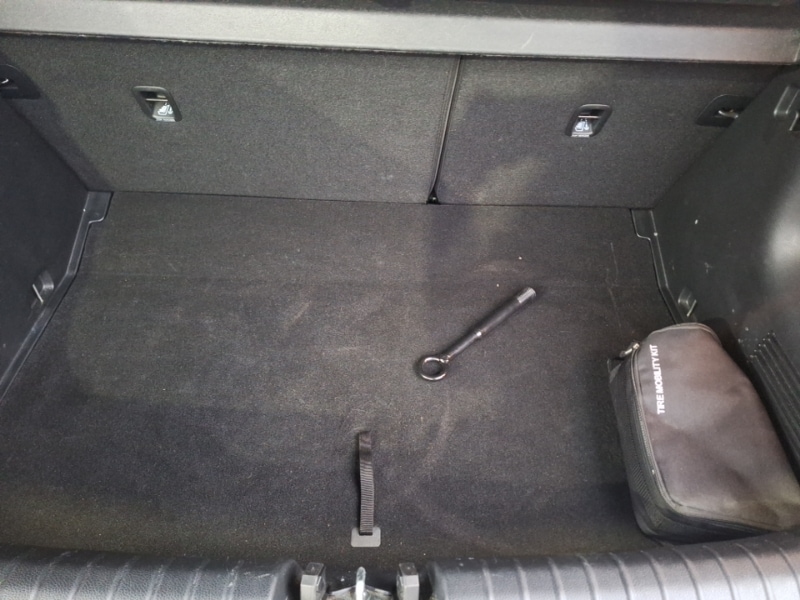 Used Kia Stonic 2021 for sale - 77119181: Photo 8