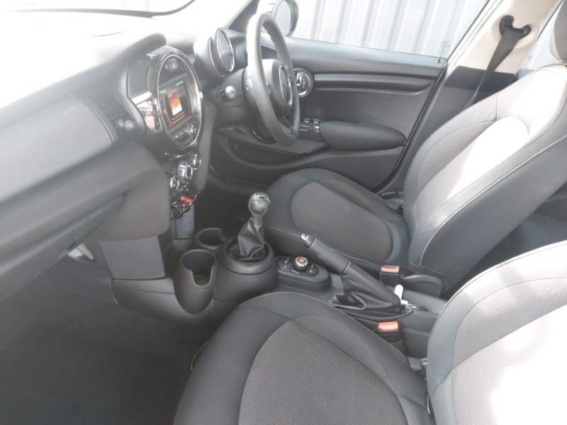 Used MINI Hatch 2019 for sale - 77969139: Photo 5