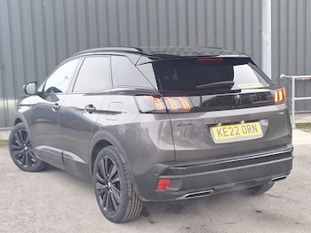 Used Peugeot 3008 2022 for sale - 77325000: Photo