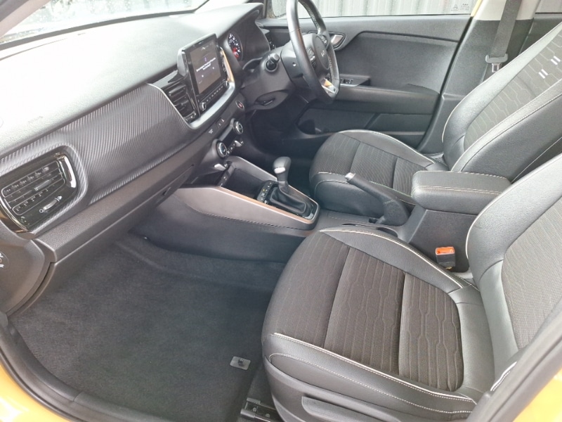 Used Kia Stonic 2024 for sale - 76897657: Photo 5