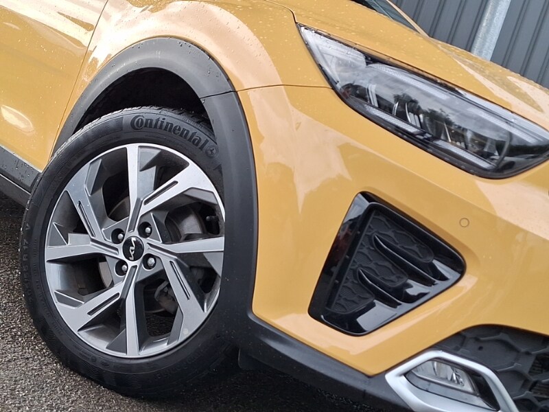 Used Kia Stonic 2024 for sale - 76897657: Photo 9