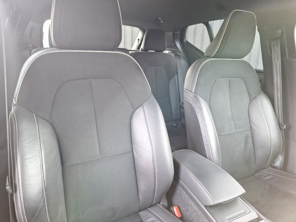 Used Volvo XC40 2021 for sale - 76258575: Photo 15