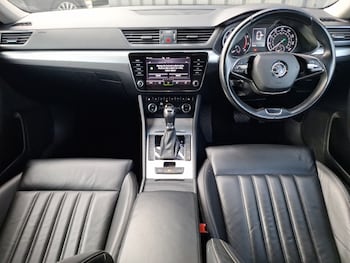 Used Skoda Superb 2020 for sale - 75988839: Photo