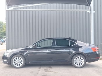 Used Skoda Superb 2020 for sale - 75988839: Photo