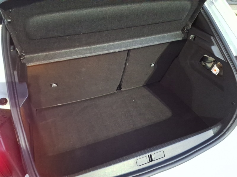 Used Peugeot 208 2021 for sale - 76983281: Photo 8