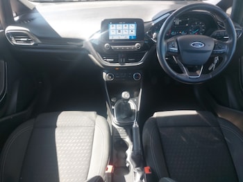 Used Ford Fiesta 2018 for sale - 78489765: Photo