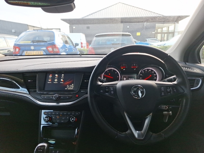 Used Vauxhall Astra 2019 for sale - 76897648: Photo 2