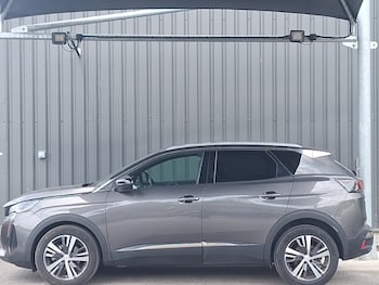 Used Peugeot 3008 2023 for sale - 79101086: Photo