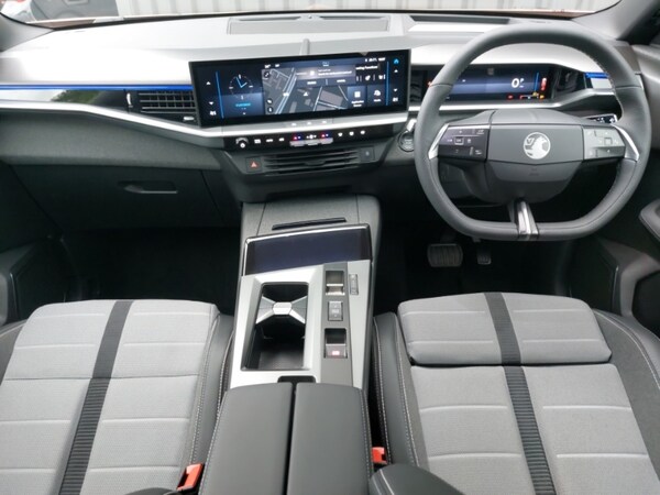 Used Vauxhall Grandland 2025 for sale - 75114129: Photo 2