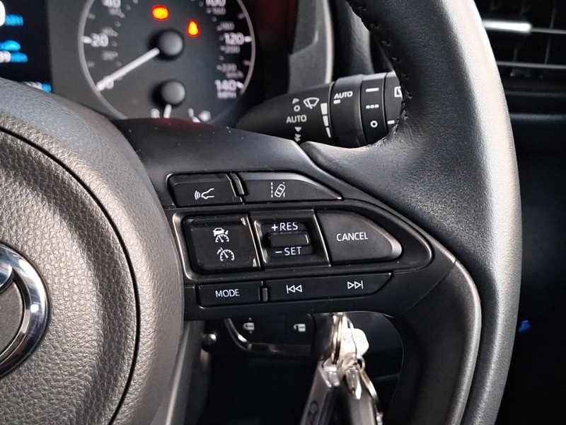 Used Toyota Yaris 2023 for sale - 76431490: Photo 17