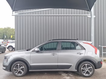 Used Kia Niro 2023 for sale - 76130205: Photo 4
