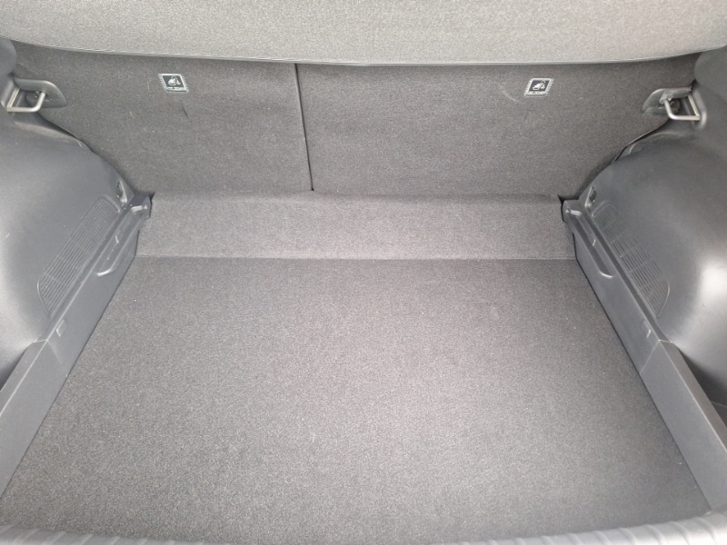 Used Kia Niro 2023 for sale - 76130205: Photo 8