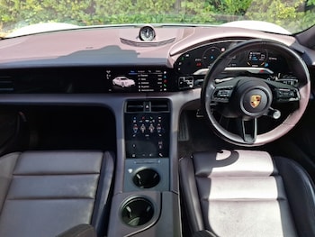 Used Porsche Taycan 2020 for sale - 79382675: Photo