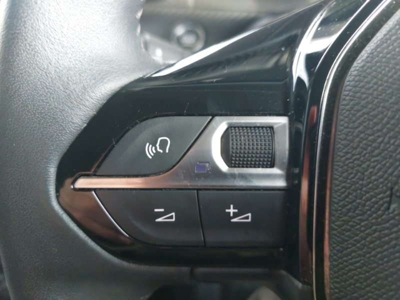 Used Peugeot 2008 2022 for sale - 77548786: Photo 14