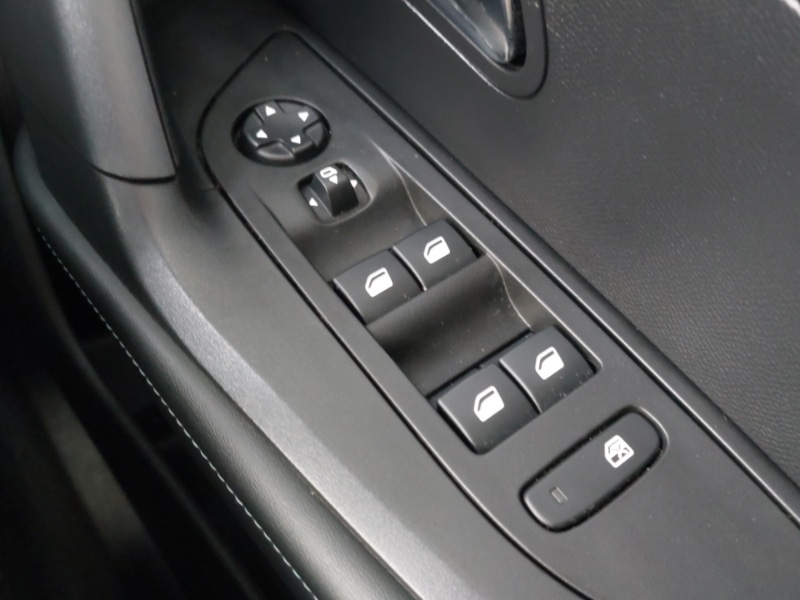 Used Peugeot 2008 2022 for sale - 77548786: Photo 16