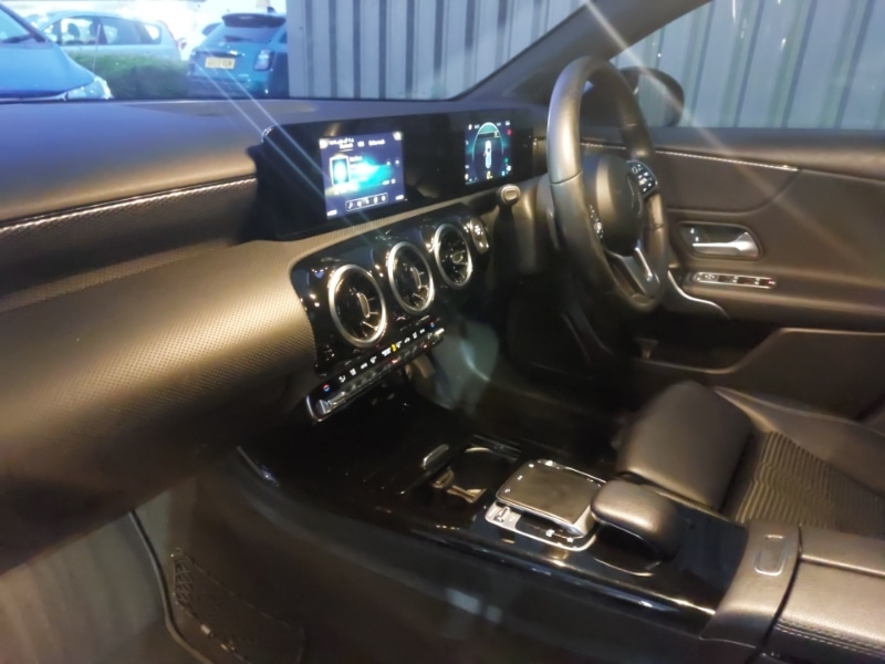 Used Mercedes-Benz A-Class 2019 for sale - 76860406: Photo 5