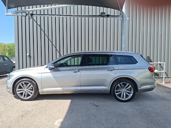 Used Volkswagen Passat 2017 for sale - 78735537: Photo