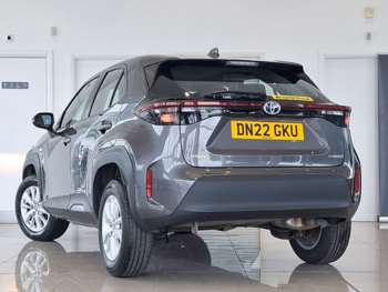Used Toyota Yaris Cross 2022 for sale - 75252053: Photo