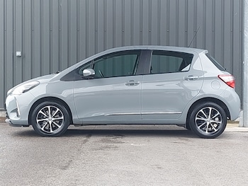 Used Toyota Yaris 2019 for sale - 78259239: Photo