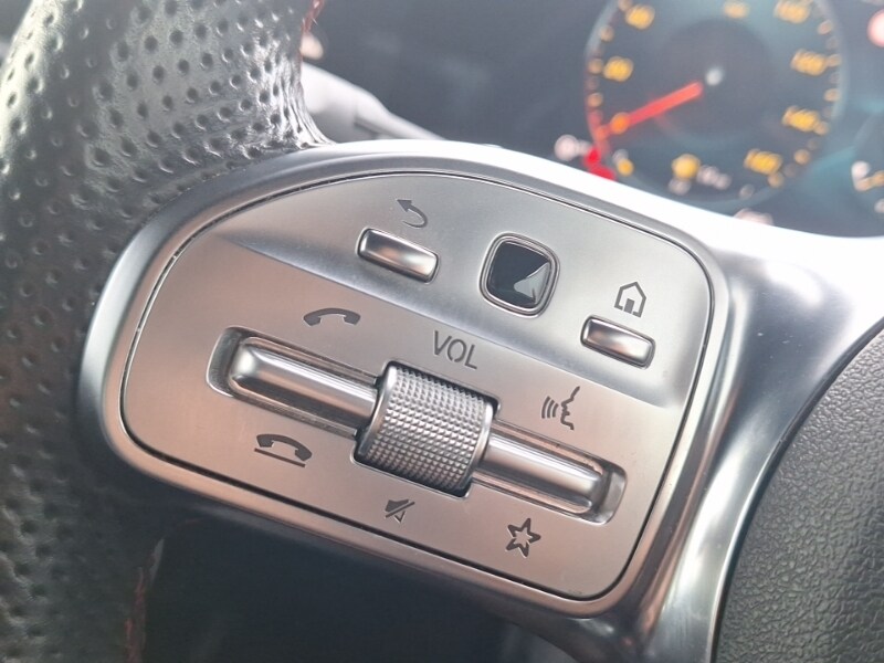 Used Mercedes-Benz A-Class 2018 for sale - 77448456: Photo 12