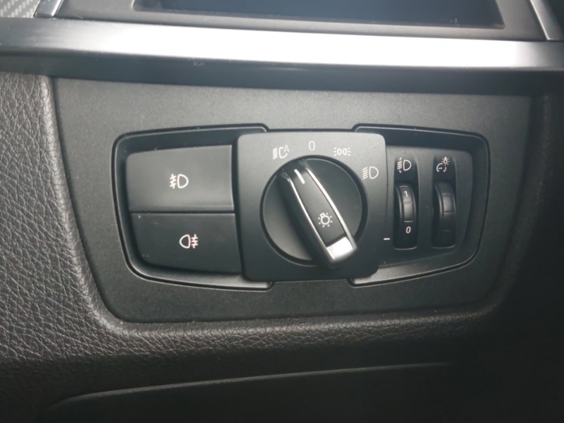 Used BMW 3 Series 2018 for sale - 77543895: Photo 17