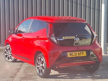 Used Toyota AYGO 2021 for sale - 76566802: Photo