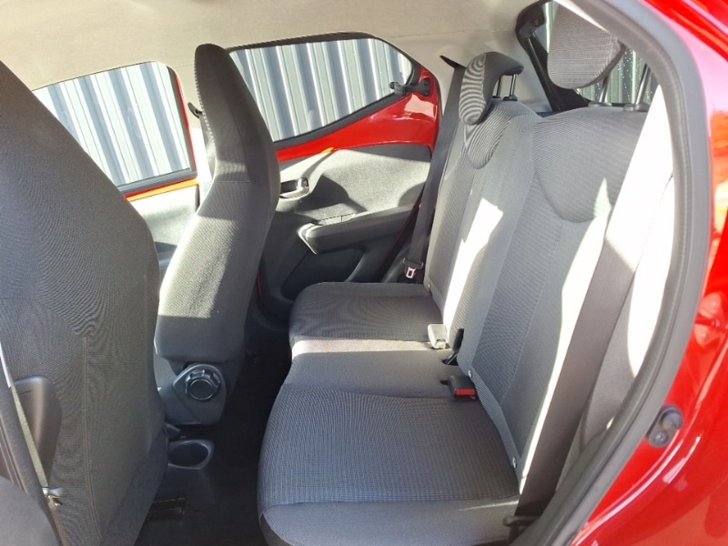 Used Toyota AYGO 2021 for sale - 76566802: Photo 6