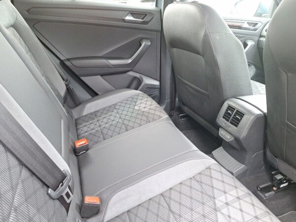 Used Volkswagen T-Roc 2023 for sale - 75663829: Photo 6