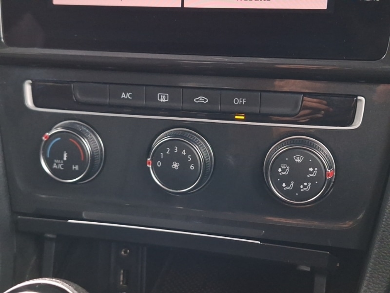 Used Volkswagen Golf 2017 for sale - 76543522: Photo 17