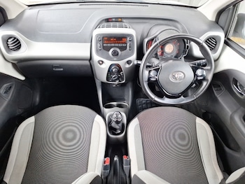 Used Toyota AYGO 2017 for sale - 78803976: Photo