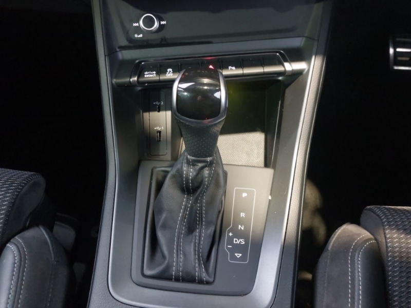 Used Audi Q3 2019 for sale - 77379898: Photo 13