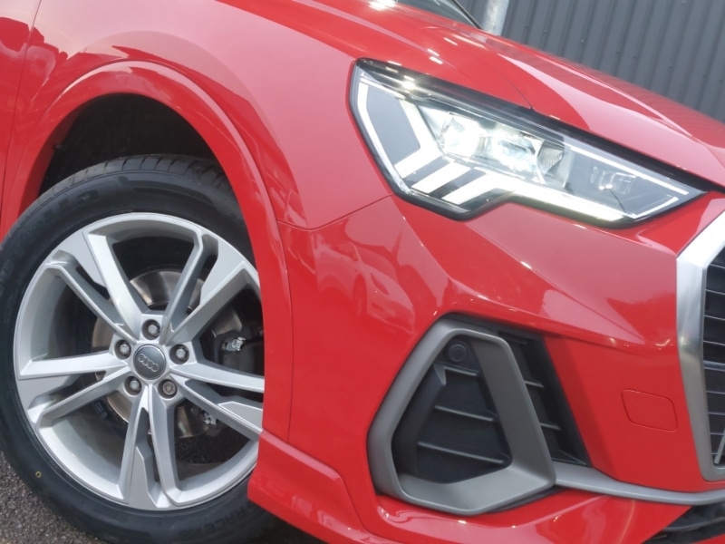 Used Audi Q3 2019 for sale - 77379898: Photo 9