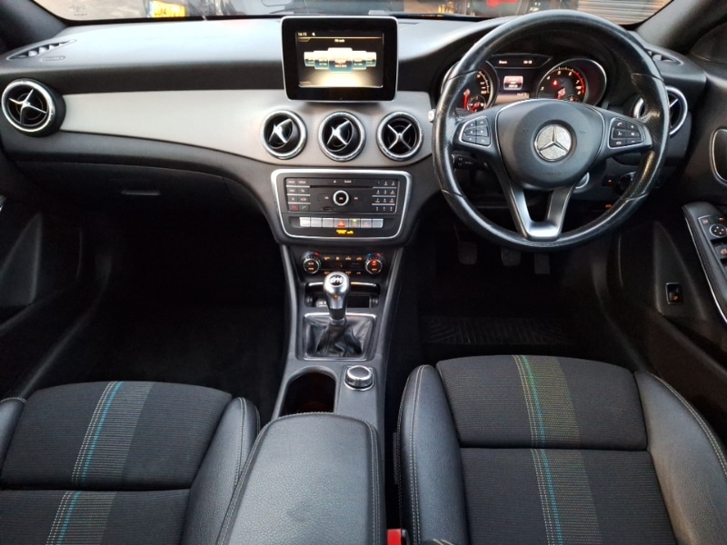 Used Mercedes-Benz CLA 2018 for sale - 76548742: Photo 2