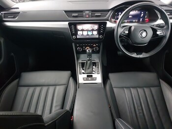 Used Skoda Superb 2023 for sale - 77623076: Photo