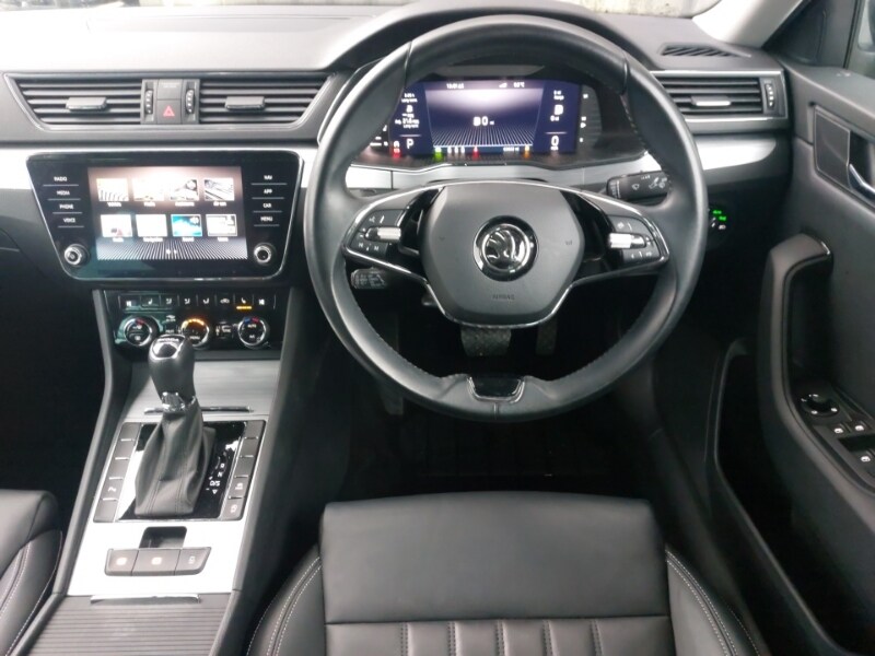 Used Skoda Superb 2023 for sale - 77623076: Photo 7