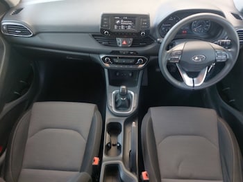Used Hyundai i30 2017 for sale - 78972709: Photo