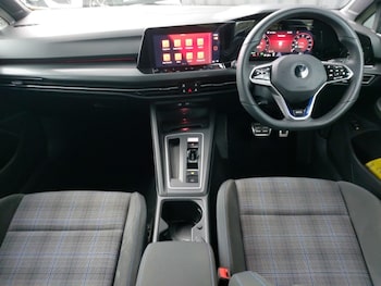 Used Volkswagen Golf 2020 for sale - 77329625: Photo