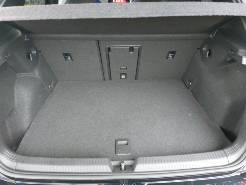 Used Volkswagen Golf 2020 for sale - 77329625: Photo 8