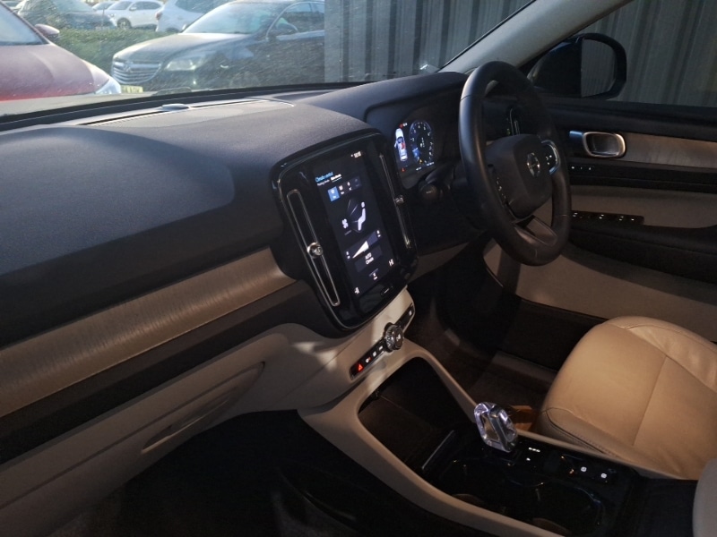 Used Volvo XC40 2022 for sale - 76699950: Photo 5