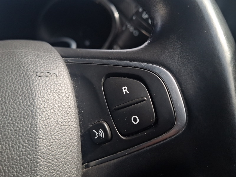 Used Renault Clio 2018 for sale - 77750876: Photo 13